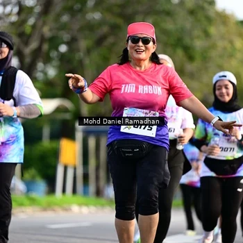 Runner Photo 8418785