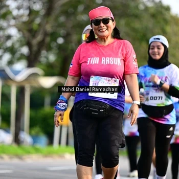 Runner Photo 8418788