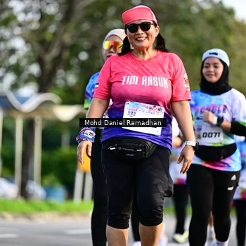 Runner Photo 8418794