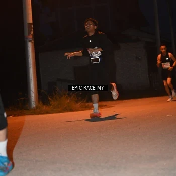Runner Photo 8418804