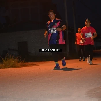 Runner Photo 8418821