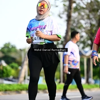 Runner Photo 8418825