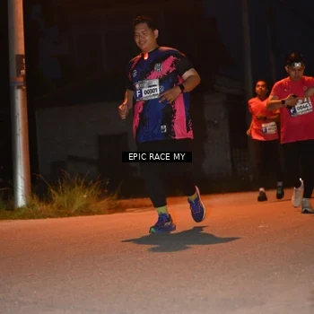 Runner Photo 8418827