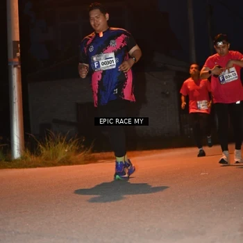 Runner Photo 8418830