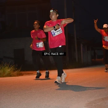 Runner Photo 8418831
