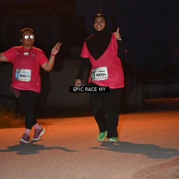 Runner Photo 8418872