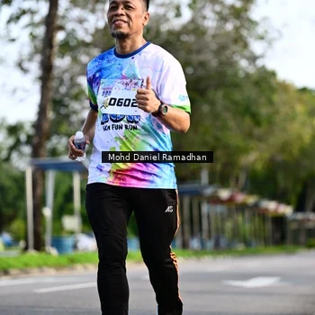 Runner Photo 8418881