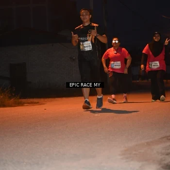 Runner Photo 8418882