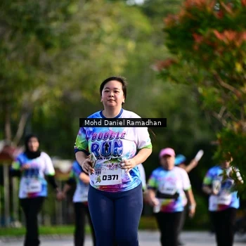 Runner Photo 8418885