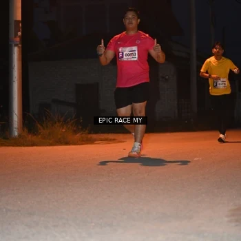 Runner Photo 8418898