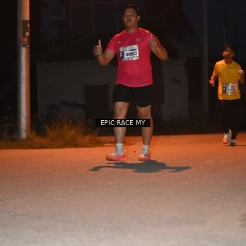 Runner Photo 8418899
