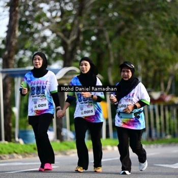 Runner Photo 8418907