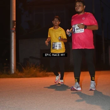 Runner Photo 8418910