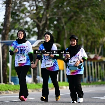 Runner Photo 8418914