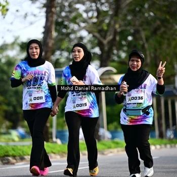 Runner Photo 8418921