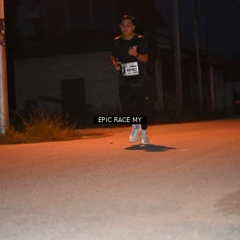 Runner Photo 8418923