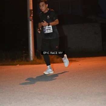 Runner Photo 8418925