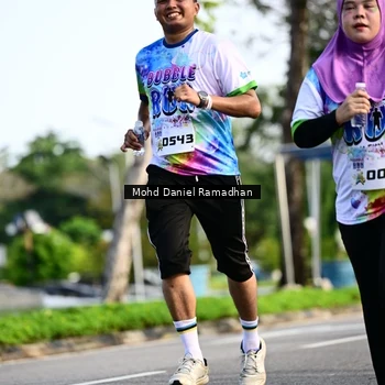 Runner Photo 8418951