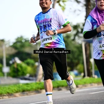 Runner Photo 8418953