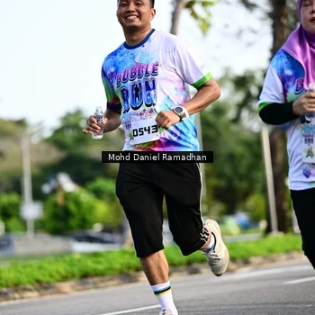 Runner Photo 8418955