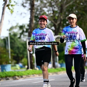 Runner Photo 8418958