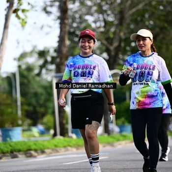 Runner Photo 8418959