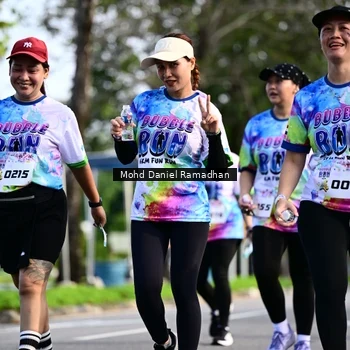 Runner Photo 8418965