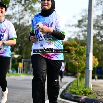 Runner Photo 8418972