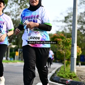 Runner Photo 8418976