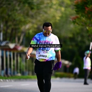 Runner Photo 8418981