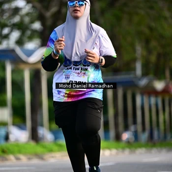 Runner Photo 8419000