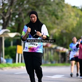 Runner Photo 8419019