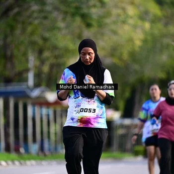 Runner Photo 8419020
