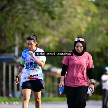 Runner Photo 8419044