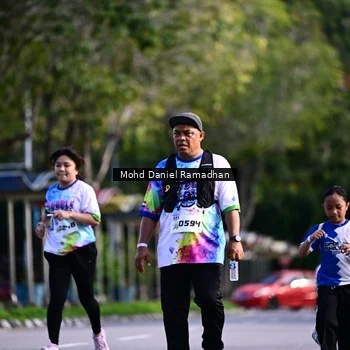 Runner Photo 8419074