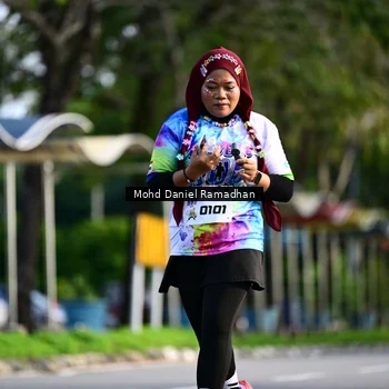 Runner Photo 8419105
