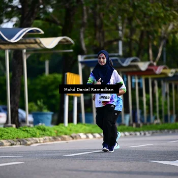 Runner Photo 8419190