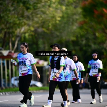 Runner Photo 8419242