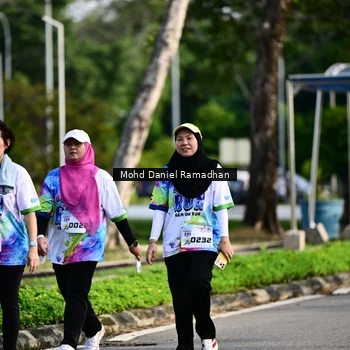 Runner Photo 8419260