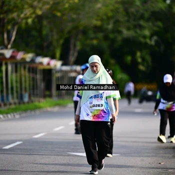 Runner Photo 8419301