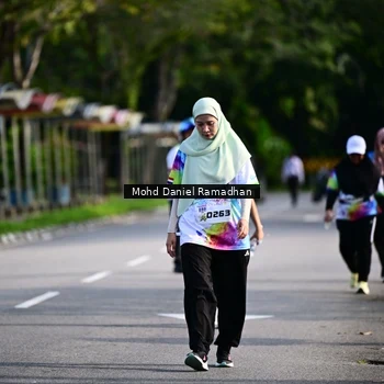 Runner Photo 8419307