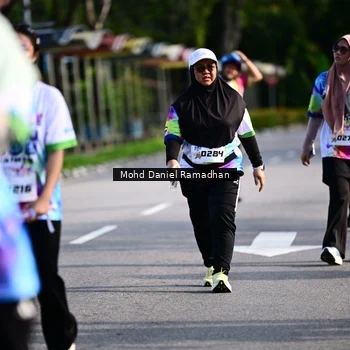 Runner Photo 8419316