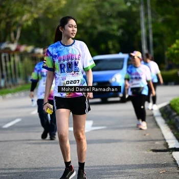 Runner Photo 8419340