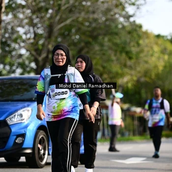 Runner Photo 8419359