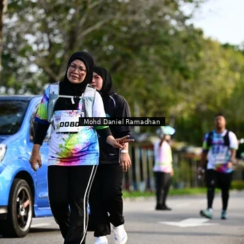Runner Photo 8419363
