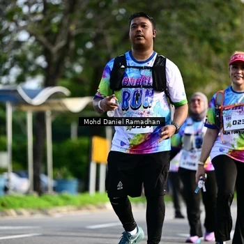 Runner Photo 8419372