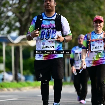 Runner Photo 8419376