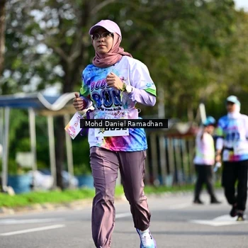 Runner Photo 8419400