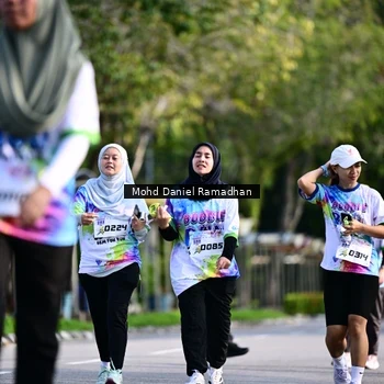 Runner Photo 8419422