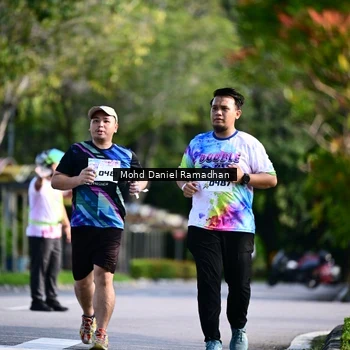Runner Photo 8419470